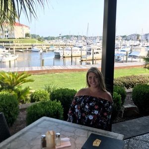 Meet your Posher, Breanna